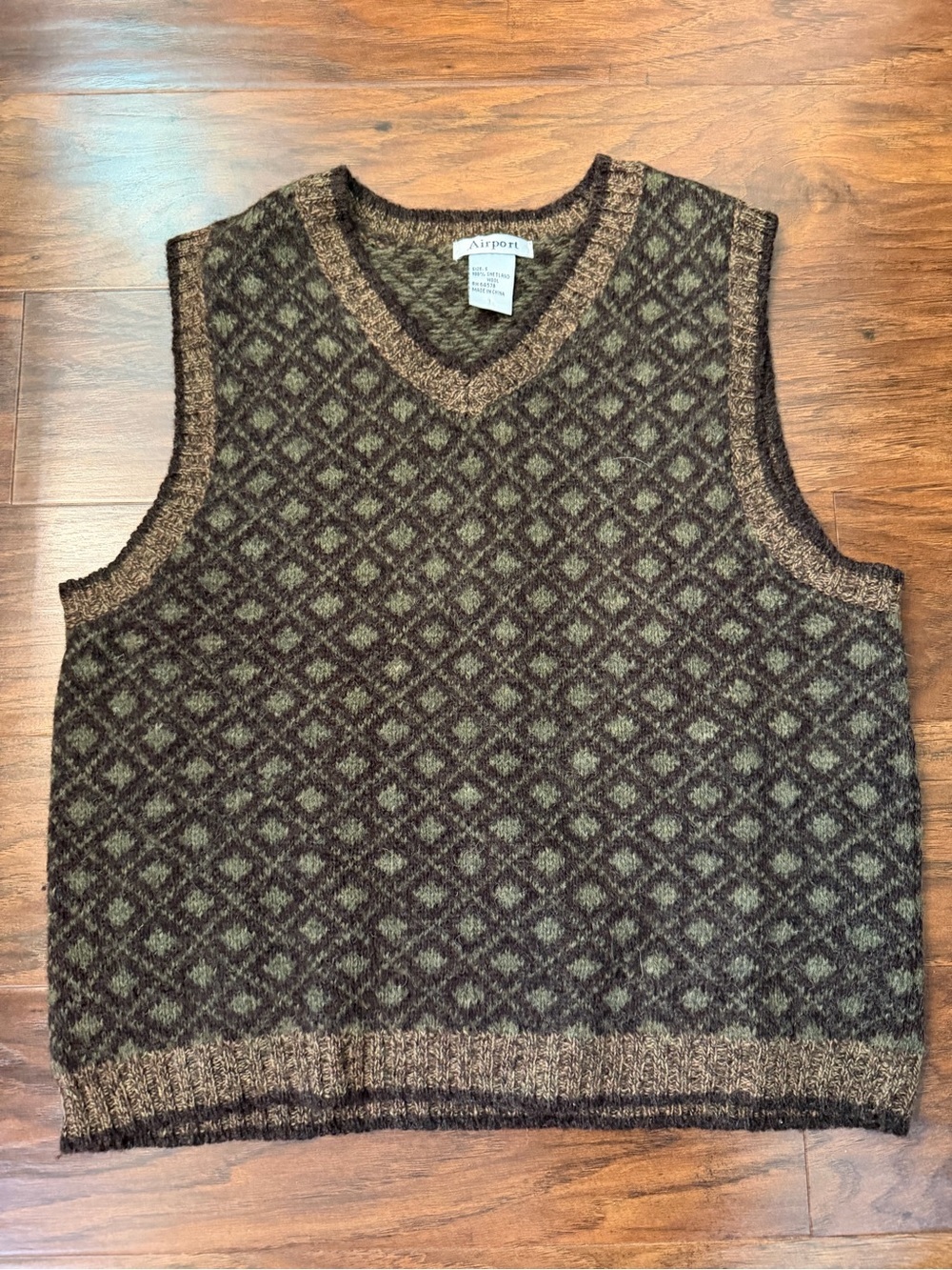 Vintage Airport Wool Sweater Best Size S